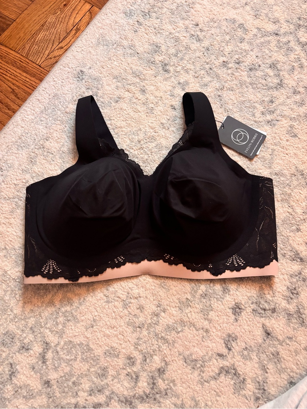 Evelyn & Bobbie Beyond Bra- Lace - Black XL